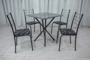 Mesa-Cozinha-Rio-Base-Ipanema-Tampo-Granito-70X70-4-Cadeiras-de-Ferro-Martelado-Teixeira
